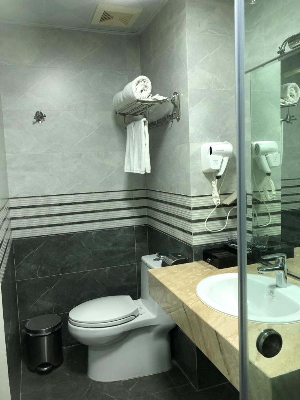 Holiday Hotel 2 Hai Phong Exterior photo